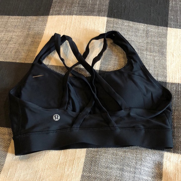 Lululemon black sports bra size 4